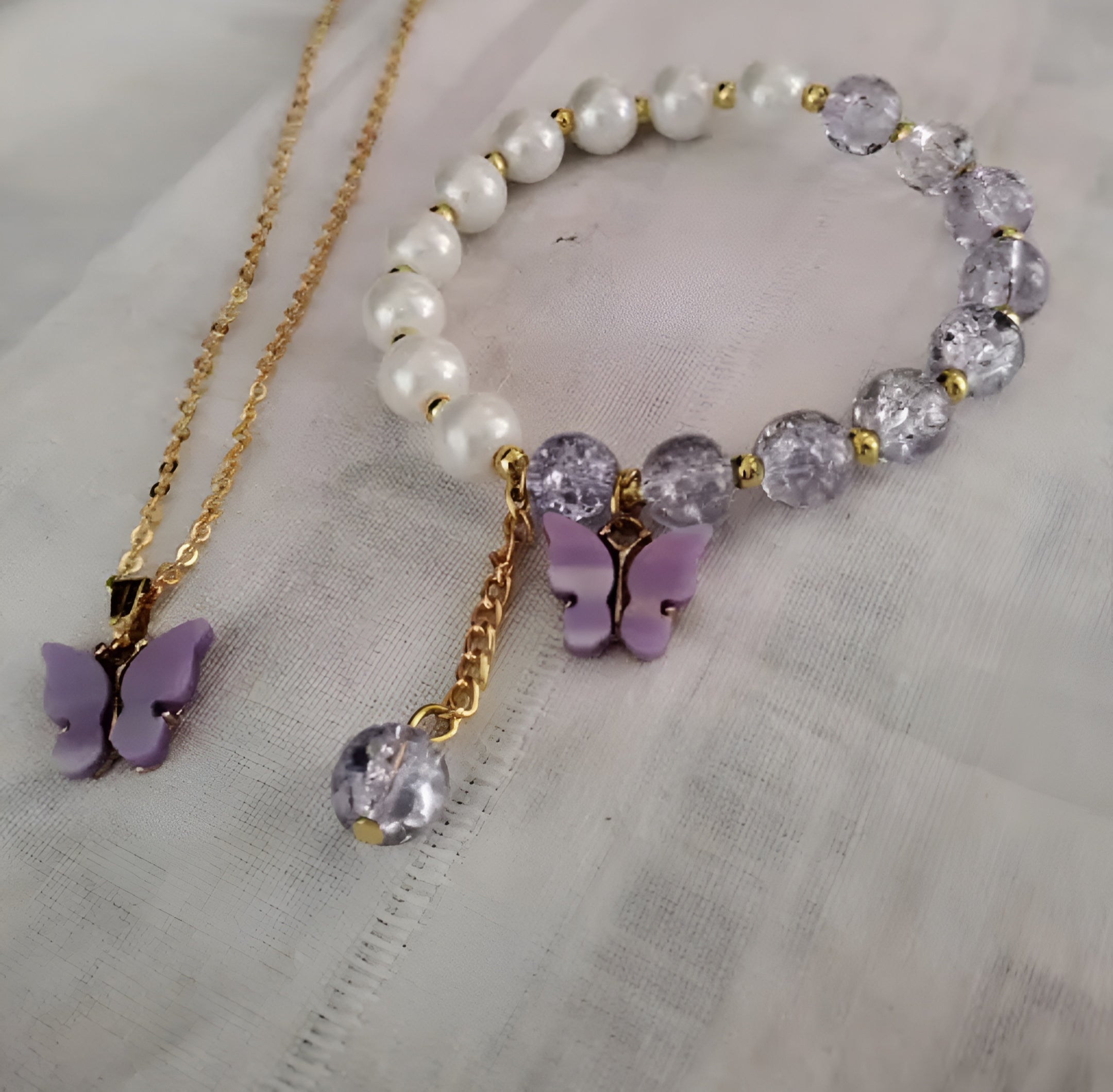 Bread Bracelet And Pendant For Girls And Women For All Occasion